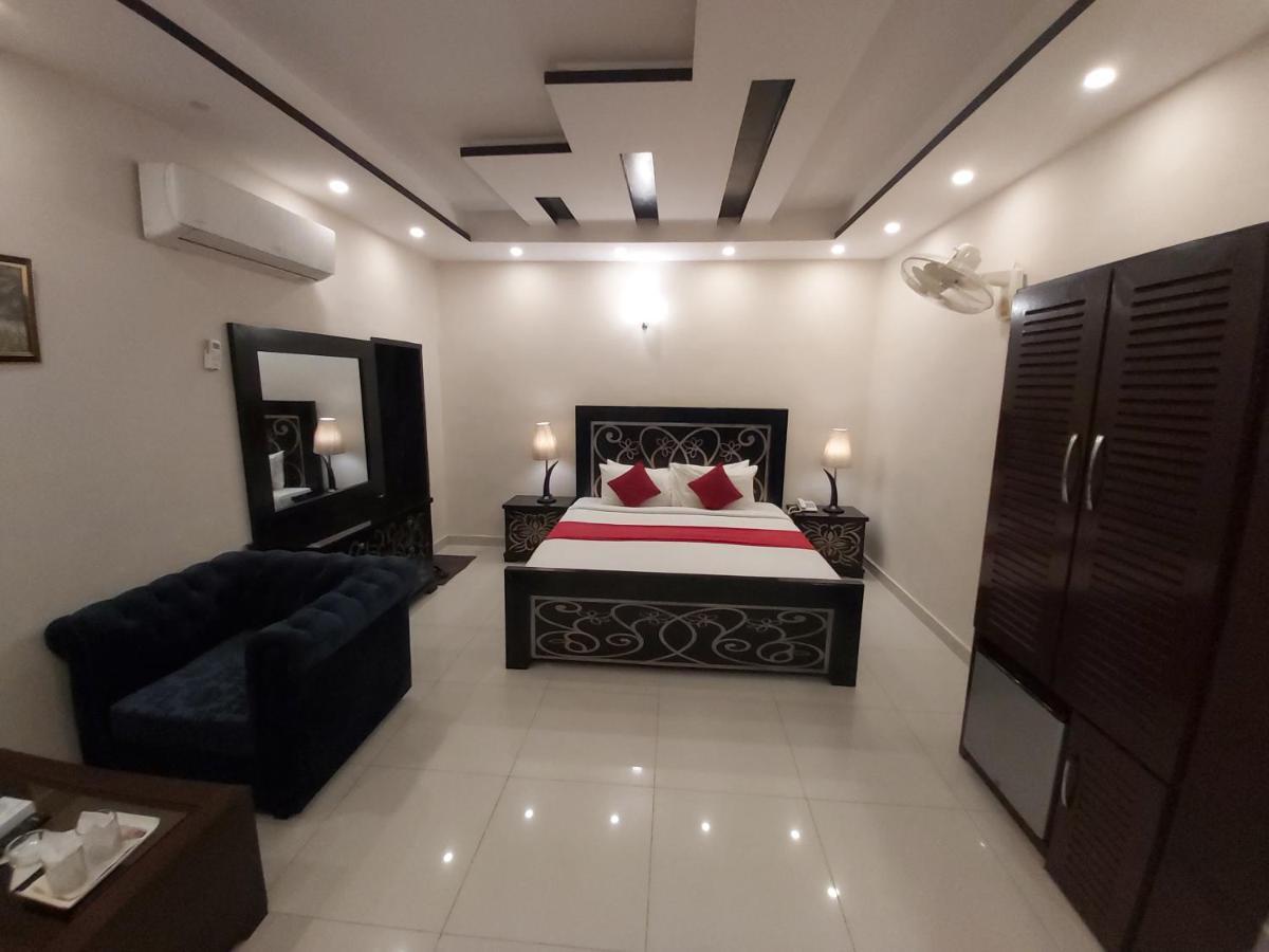 Hotel Mairona Gulberg Lahor Dış mekan fotoğraf
